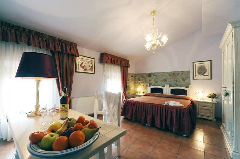 Antica Locanda San Leonardo 1554 Ghivizzano Exterior foto