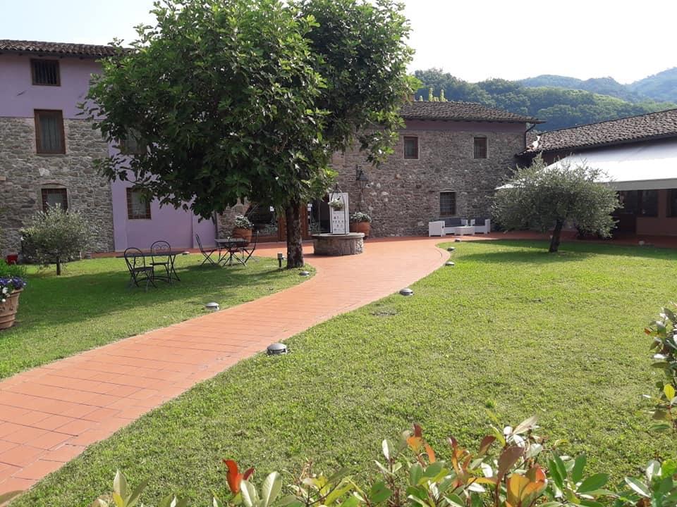 Antica Locanda San Leonardo 1554 Ghivizzano Exterior foto